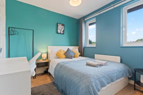 Lovely 4 bed house in the city